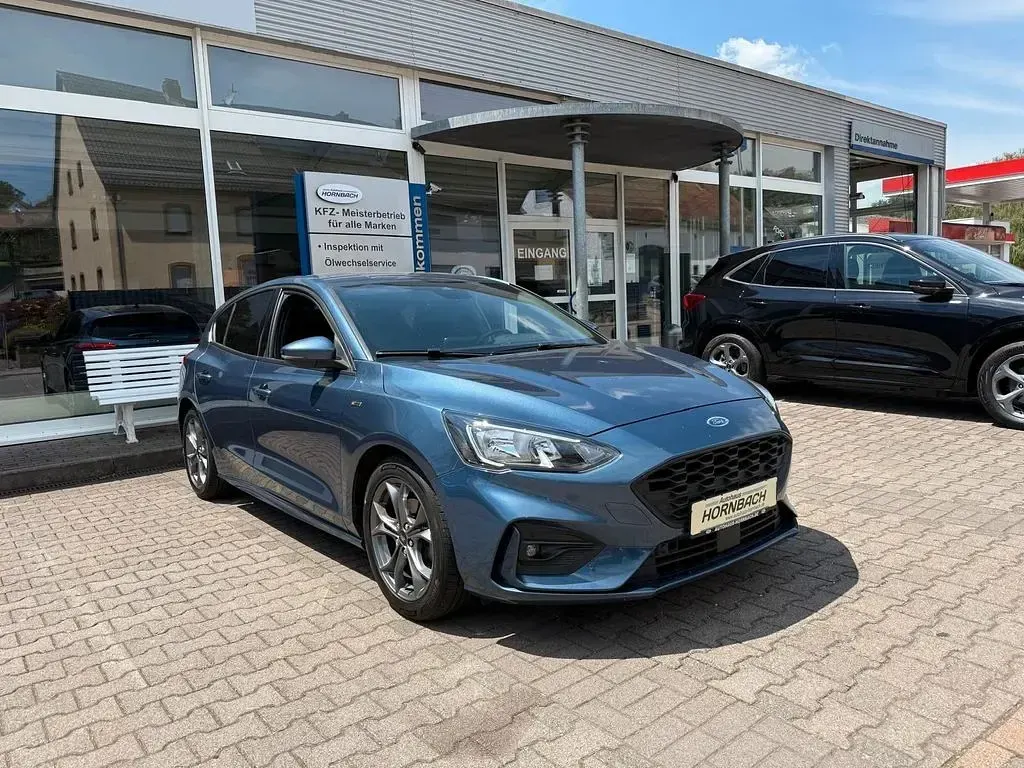 Gebraucht Ford Focus ST-Line 125 PS (91 kW) 2018 Blau Limousine