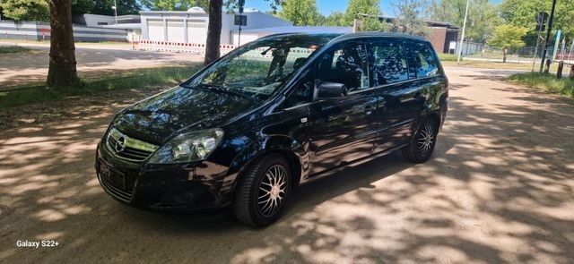 Schwarz Gebraucht 2011 Opel Zafira Family Van / Kleinbus | 3.100 € (Superpreis) - Bild 1/4