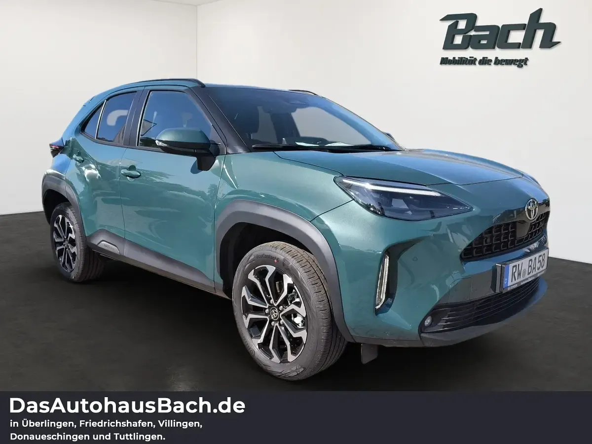 Gebraucht Toyota Yaris Cross 131 PS (96 kW) 2026 Ever rest green SUV