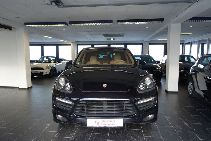 Schwarz Gebraucht 2013 Porsche Cayenne GTS SUV | 22.980 € (Fairer Preis) - Bild 1/4