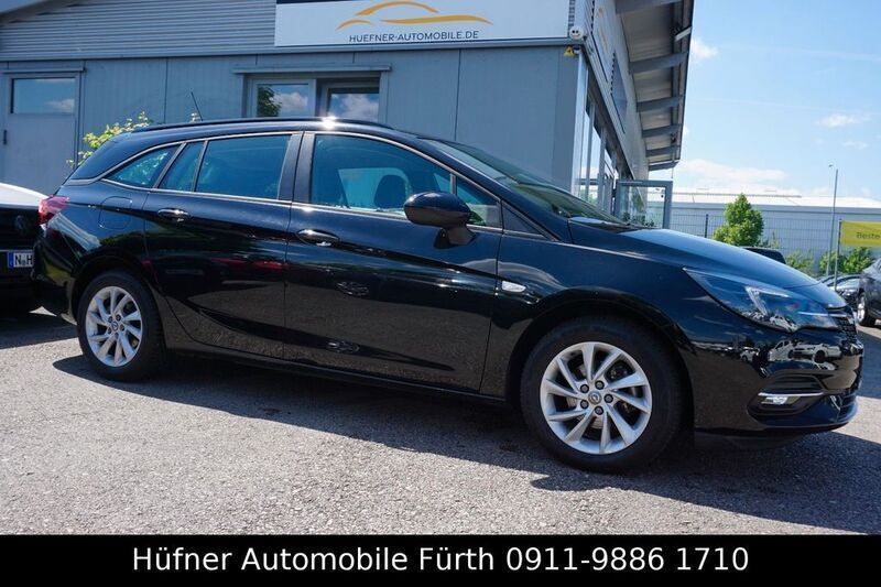 Schwarz Gebraucht 2021 Opel Astra Kombi | 16.333 € (Guter Preis) - Bild 1/4