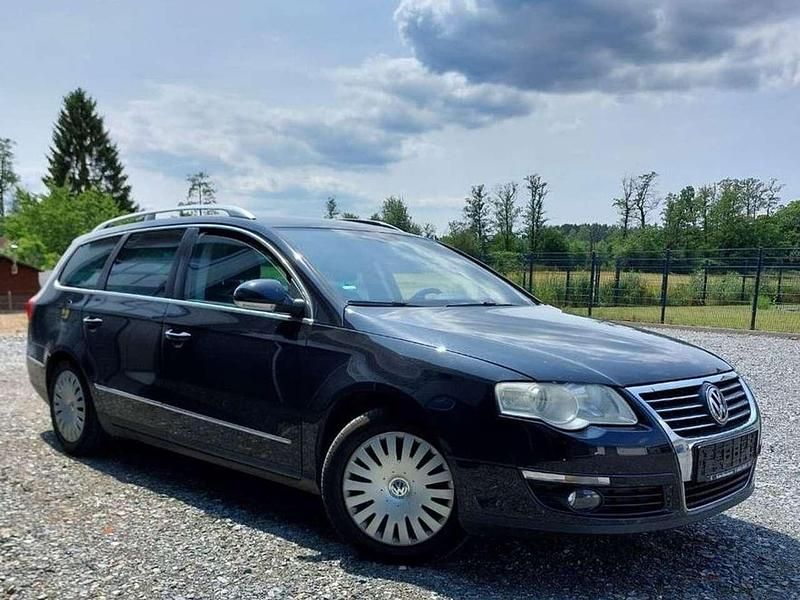 Deep black perleffekt Gebraucht 2006 VW Passat Highline Kombi | 1.390 € (Superpreis) - Bild 1/4