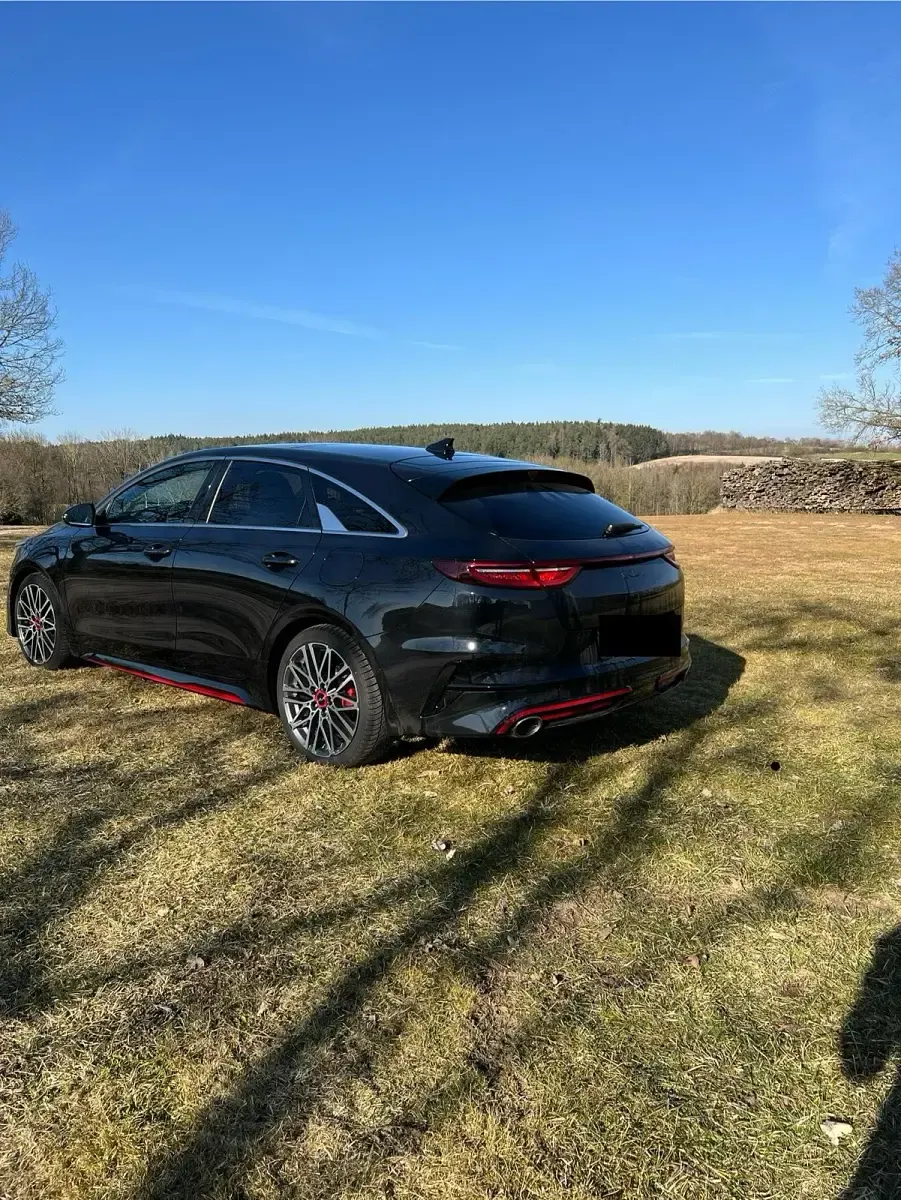 Używany Kia ProCeed GT 204 KM (150 kW) 2023 Czarny Kombi