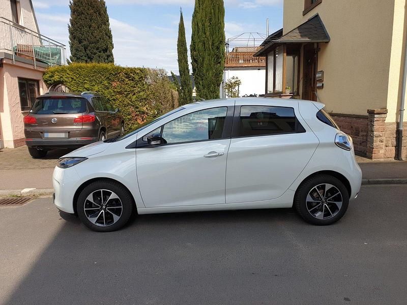 Gebraucht Renault Zoe Intens 67 kW (92 PS) 2018 Weiß Kleinwagen