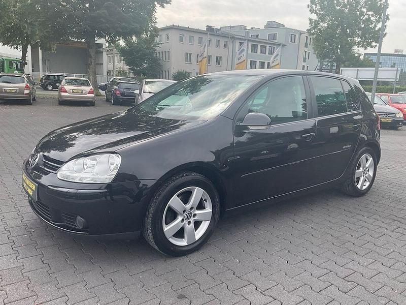 Schwarz Gebraucht 2008 VW Golf V United Limousine | 6.490 € (Teuer) - Bild 1/4