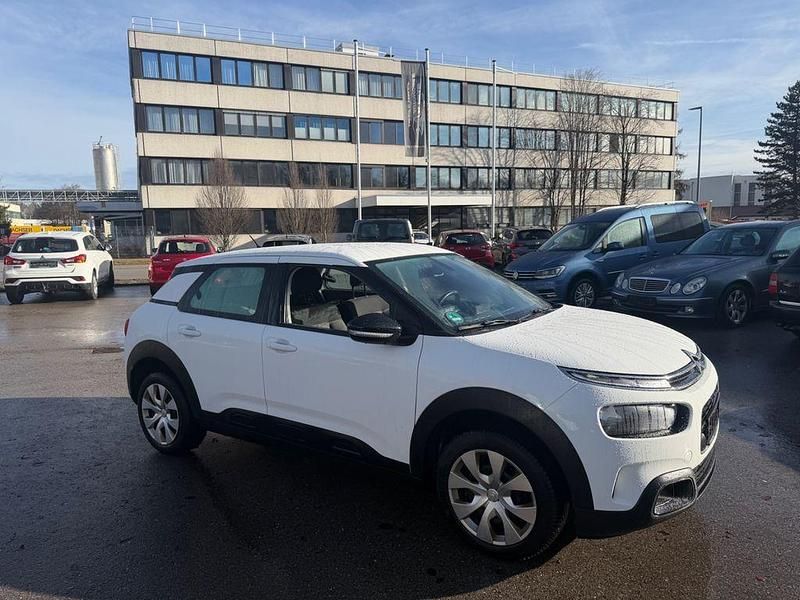 Gebraucht Citroën C4 Feel 131 PS (96 kW) 2019 Weiß Limousine