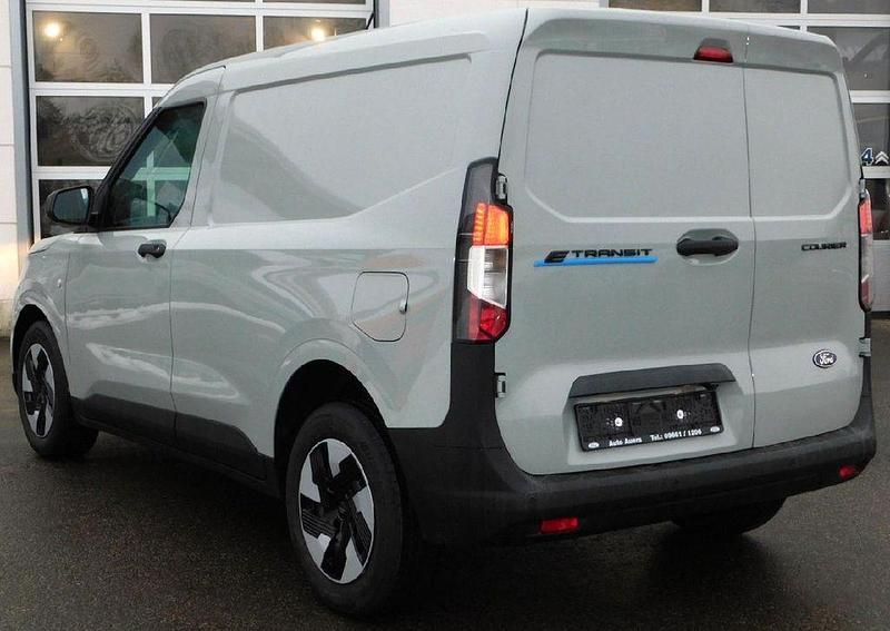 Neu Ford Transit Trend 100 kW (136 PS) 2026 Grau Van / Kleinbus