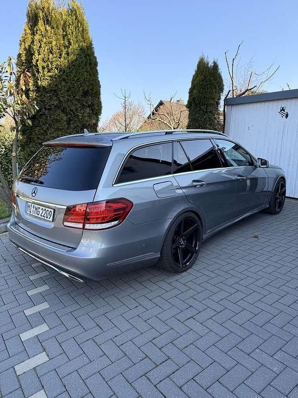 Gebraucht Mercedes E200 Edition 184 PS (135 kW) 2014 Kombi