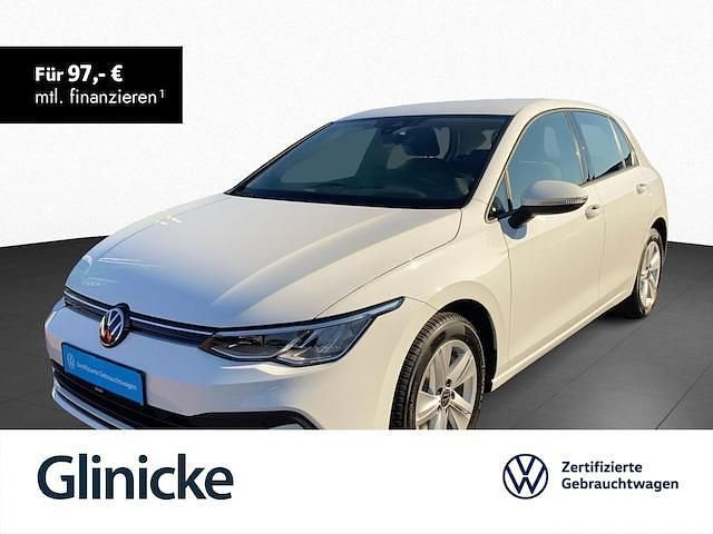 Pure white Gebraucht 2024 VW Golf VIII Life Limousine | 22.433 € (Guter Preis) - Bild 1/3