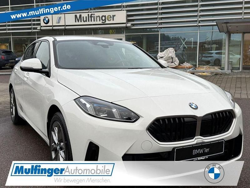 Alpinweiss Neu 2025 BMW 120 Shadowline Kleinwagen | 35.850 € (Fairer Preis) - Bild 1/4