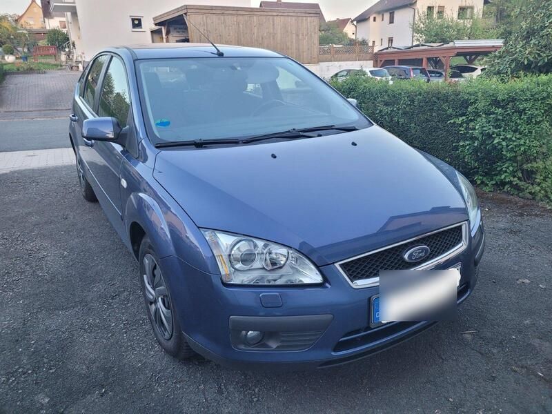 Blau Gebraucht 2006 Ford Focus Limousine | 999 € (Superpreis) - Bild 1/4