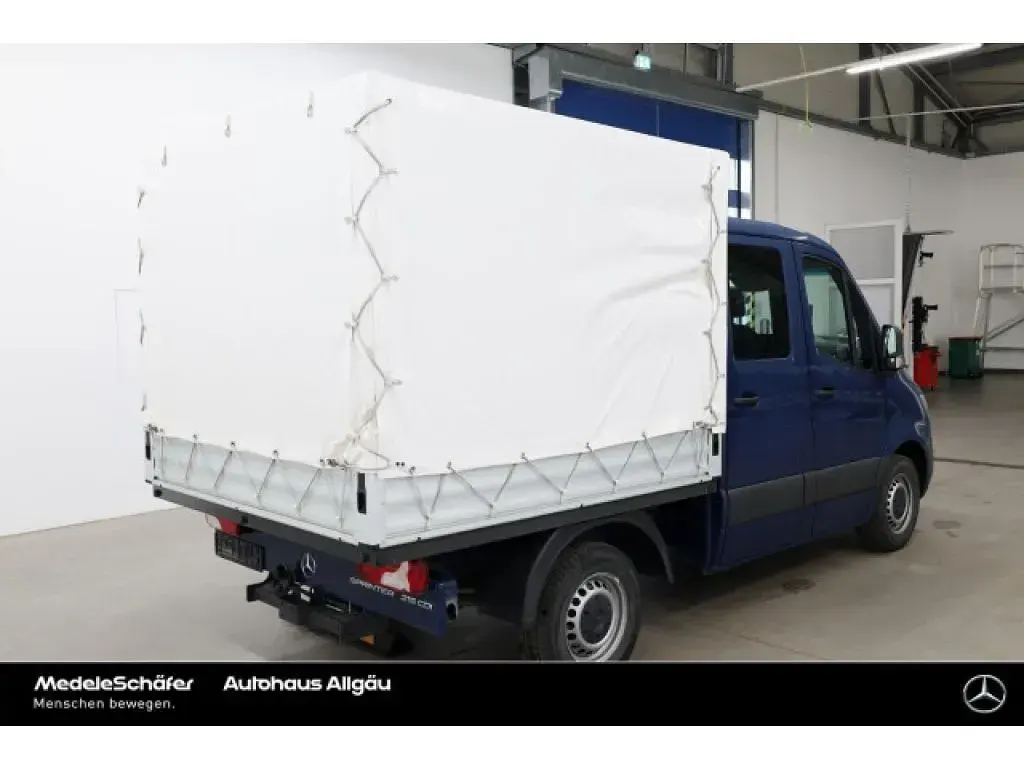 Gebraucht Mercedes Sprinter 150 PS (110 kW) 2022 Stahlblau Van