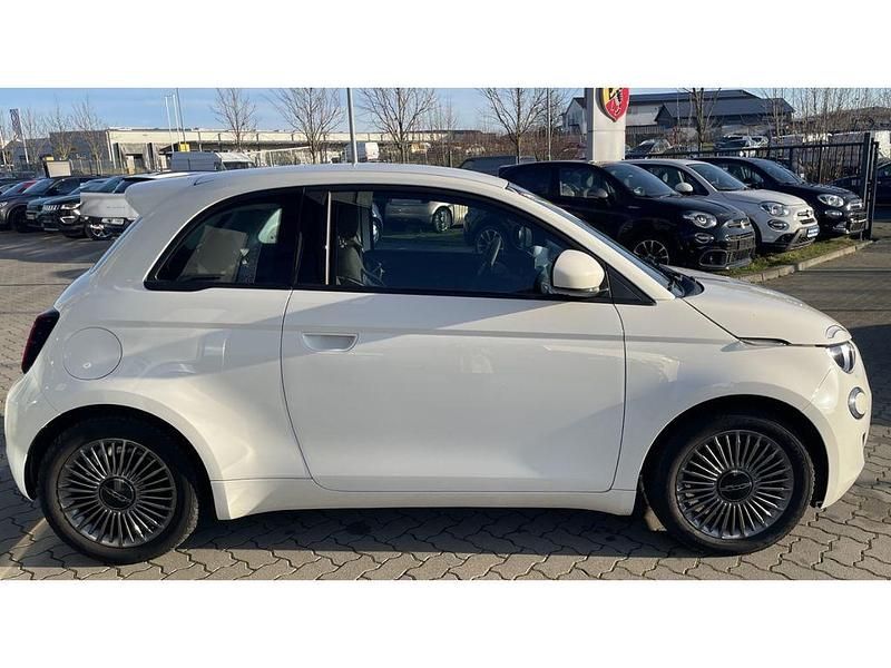 Gebraucht Fiat 500e 86 kW (118 PS) 2023 Arktis weiß) (weiss Kleinwagen