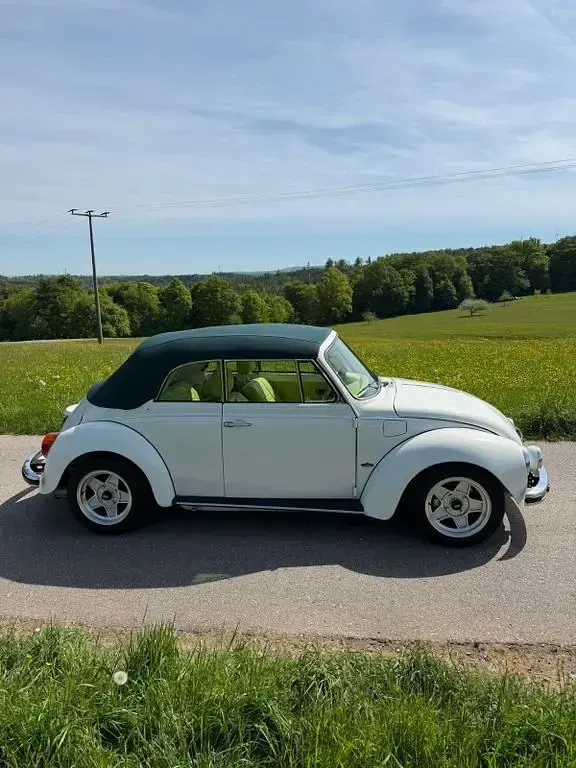Gebraucht VW Käfer 101 PS (74 kW) 1977 Weiß Cabrio