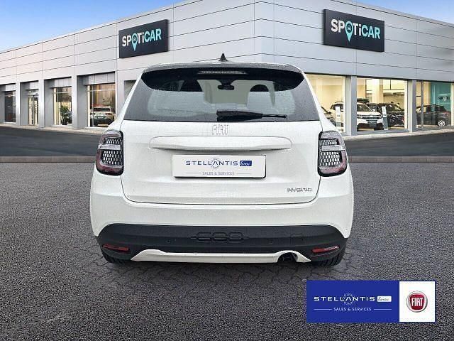 Gebraucht Fiat 600 101 PS (74 kW) 2025 Weiß SUV