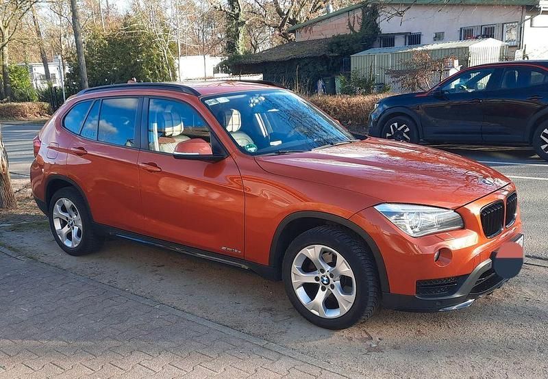 Gebraucht BMW X1 Sport Line 143 PS (105 kW) 2014 Orange SUV