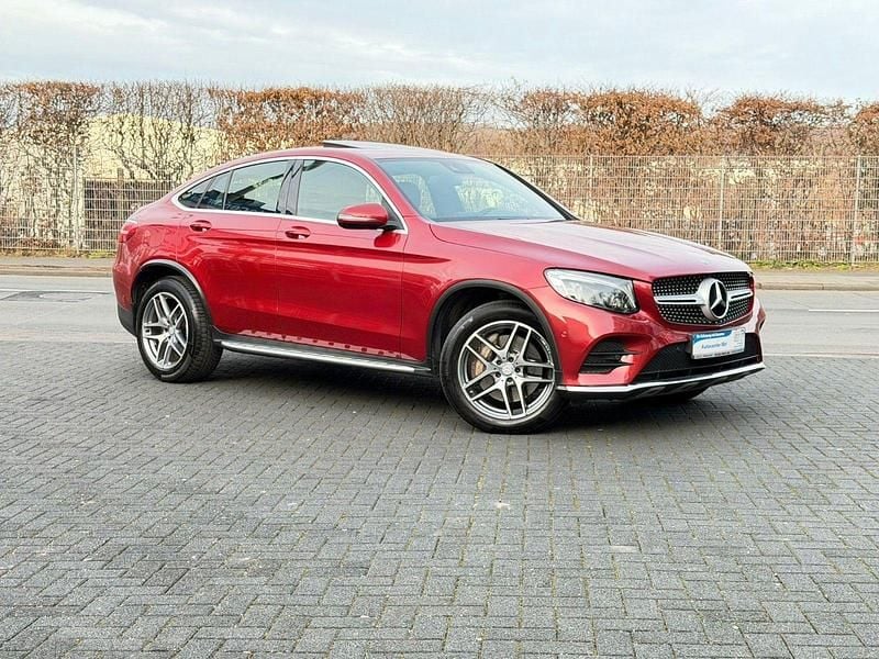 Gebraucht Mercedes GLC250 AMG line 204 PS (150 kW) 2016 Rot Coupé