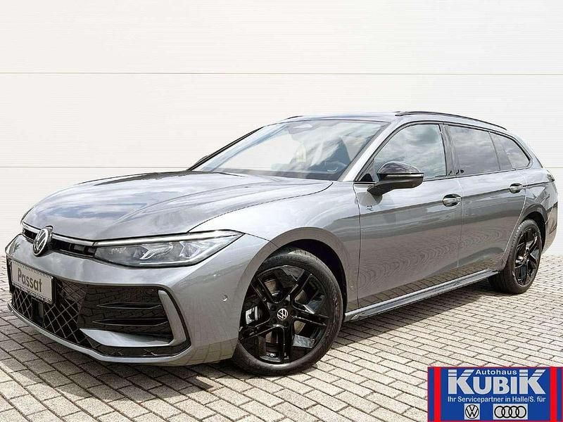 Gebraucht VW Passat Style 193 PS (141 kW) 2024 Grau Kombi