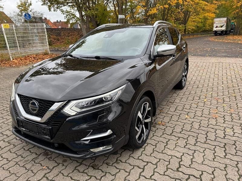 Schwarz Gebraucht 2018 Nissan Qashqai 360º SUV | 13.800 € (Fairer Preis) - Bild 1/4