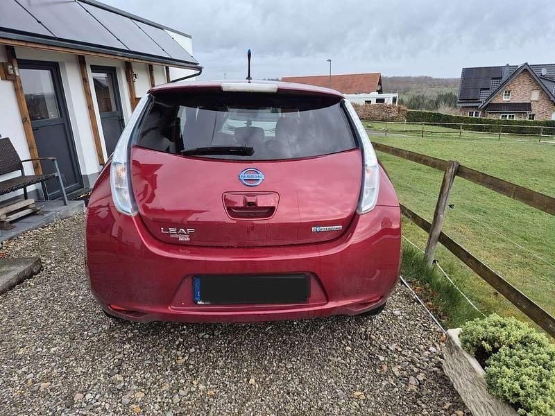 Gebraucht Nissan Leaf Acenta 80 kW (109 PS) 2013 Kleinwagen