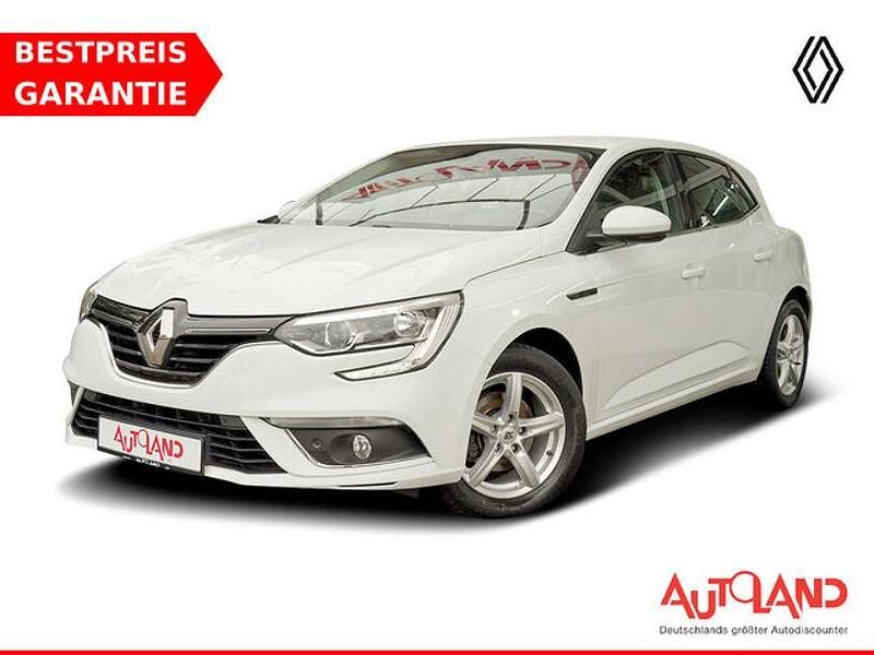 Weiß Gebraucht 2018 Renault Mégane IV Business Limousine | 14.950 € (Teuer) - Bild 1/4