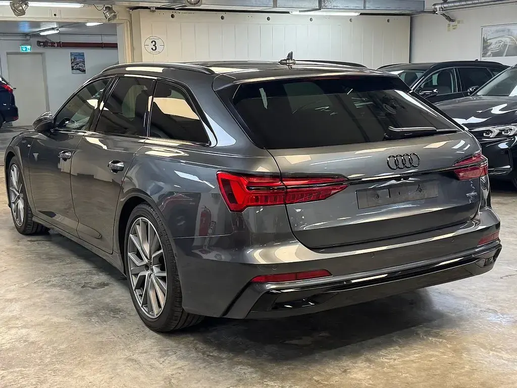 Gebraucht Audi A6 S-Line 286 PS (210 kW) 2024 Grau Kombi