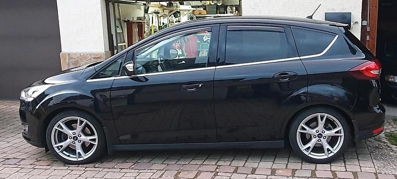 Second-hand Ford C-MAX 170 CP (125 kW) 2015 Negru Monovolum