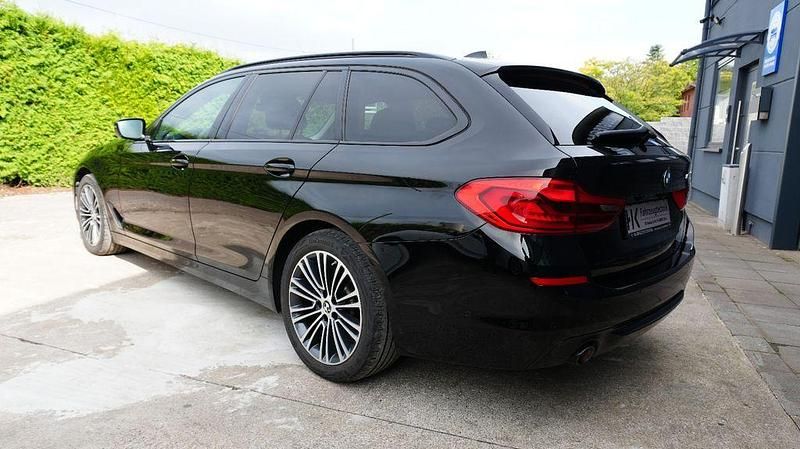 Gebraucht BMW 520 Sport Line 190 PS (139 kW) 2020 Schwarz Kombi