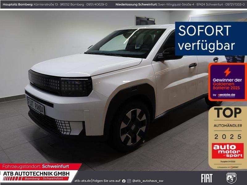 Neu Fiat Grande Panda Business 110 PS (80 kW) 2025 Schwarz (cinema schwarz) Kleinwagen