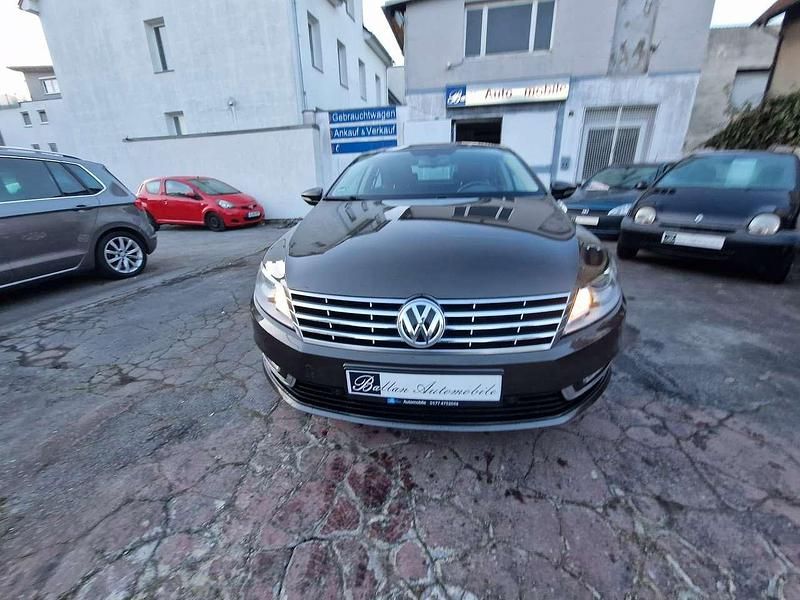 Gebraucht VW CC Basis 140 PS (102 kW) 2013 Black oak brown metallic Limousine