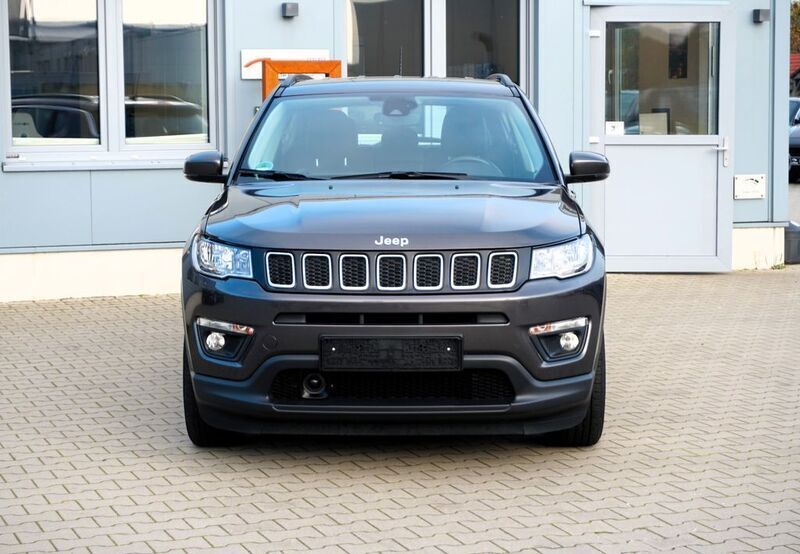 Gebraucht Jeep Compass Longitude 140 PS (102 kW) 2019 Grau SUV