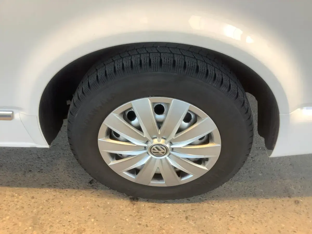 Używany VW T6 Generation Six 150 KM (110 kW) 2016 Biały Van