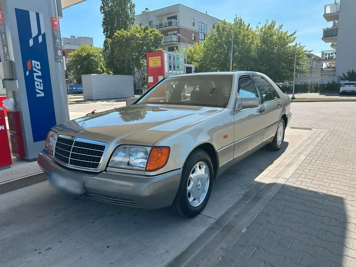 Gebraucht Mercedes 500 326 PS (239 kW) 1992 Gold Limousine