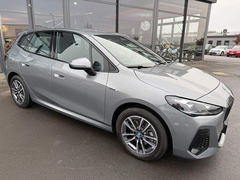 Gebraucht BMW 225 M Sport 245 PS (180 kW) 2023 Grau Limousine