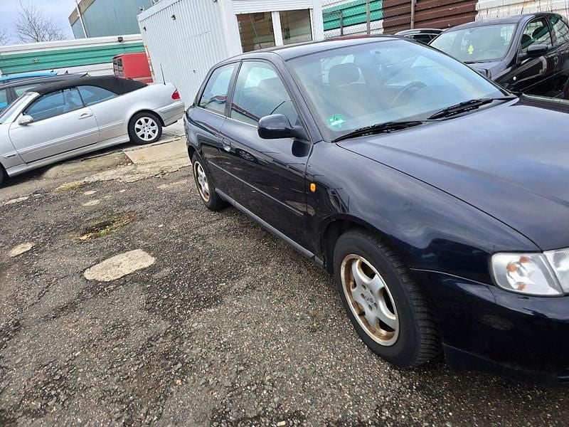 Gebraucht Audi A3 125 PS (91 kW) 2000 Schwarz Limousine