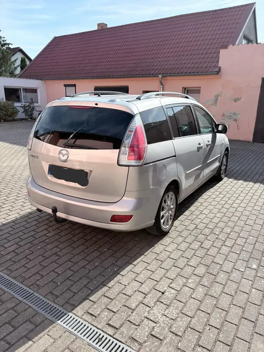 Gebraucht Mazda 5 115 PS (84 kW) 2009 Silber Van / Kleinbus