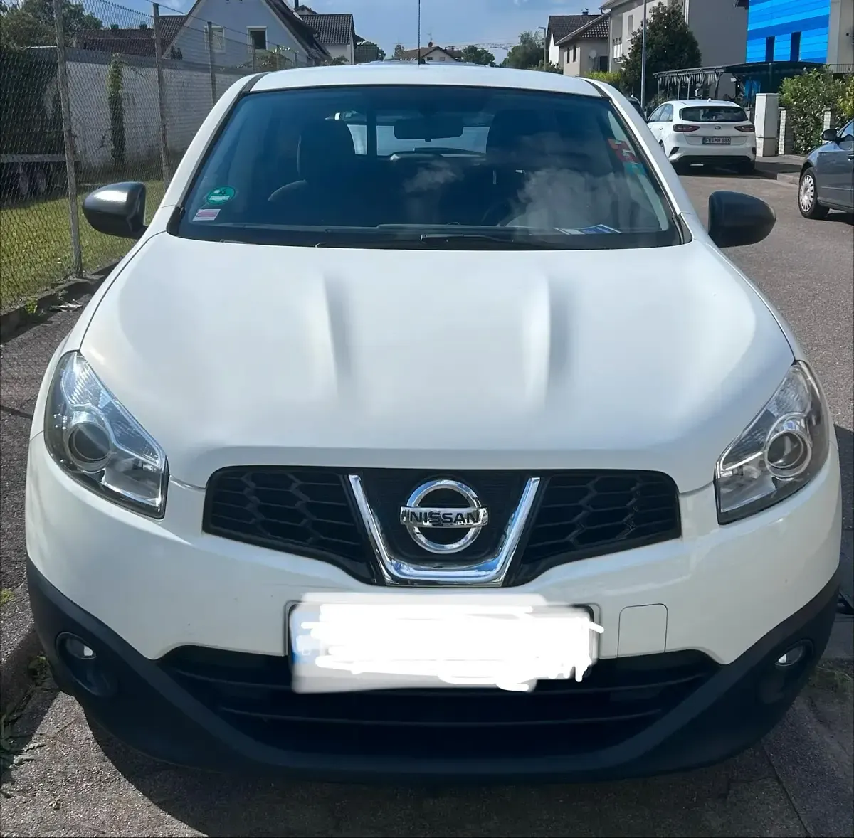 Gebraucht Nissan Qashqai 117 PS (86 kW) 2012 Weiß SUV
