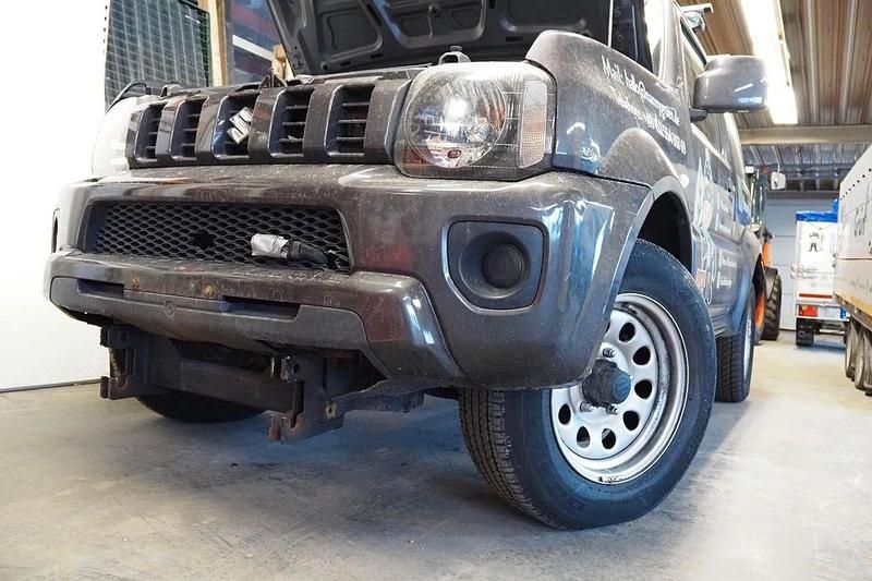 Gebraucht Suzuki Jimny 84 PS (61 kW) 2015 Grau SUV