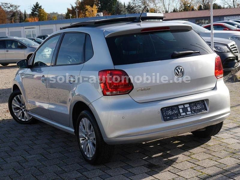 Gebraucht VW Polo Life 69 PS (50 kW) 2013 Silber Limousine