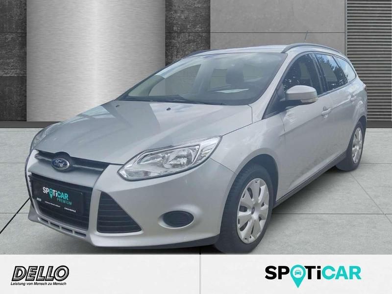 Polarsilber metallic Gebraucht 2012 Ford Focus Trend Kombi | 7.990 € (Fairer Preis) - Bild 1/4