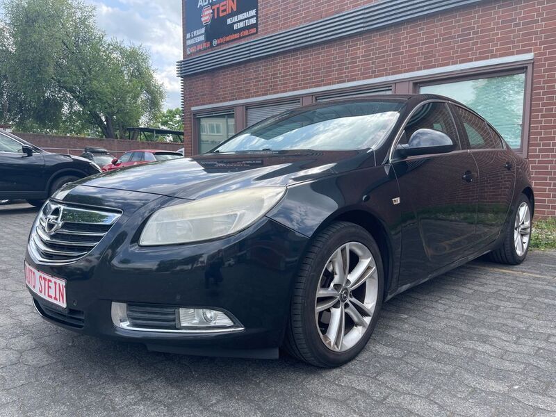 Karbonschw graphitschw midnigh Gebraucht 2012 Opel Insignia Edition Limousine | 3.650 € (Guter Preis) - Bild 1/4