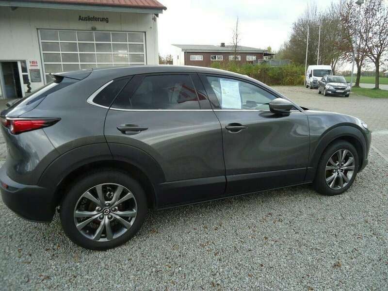 Gebraucht Mazda CX-30 186 PS (136 kW) 2023 Machine grey metallic SUV