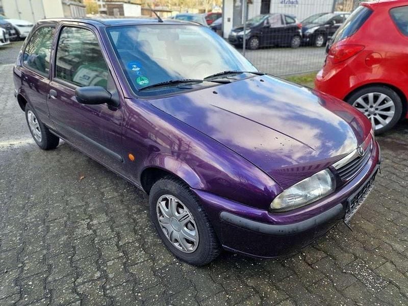 Gebraucht Ford Fiesta 50 PS (36 kW) 1999 Dunkel blau Kleinwagen
