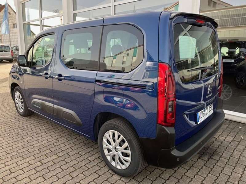Gebraucht Citroën e-Berlingo Feel 100 kW (136 PS) 2023 Nachtblau Van / Kleinbus