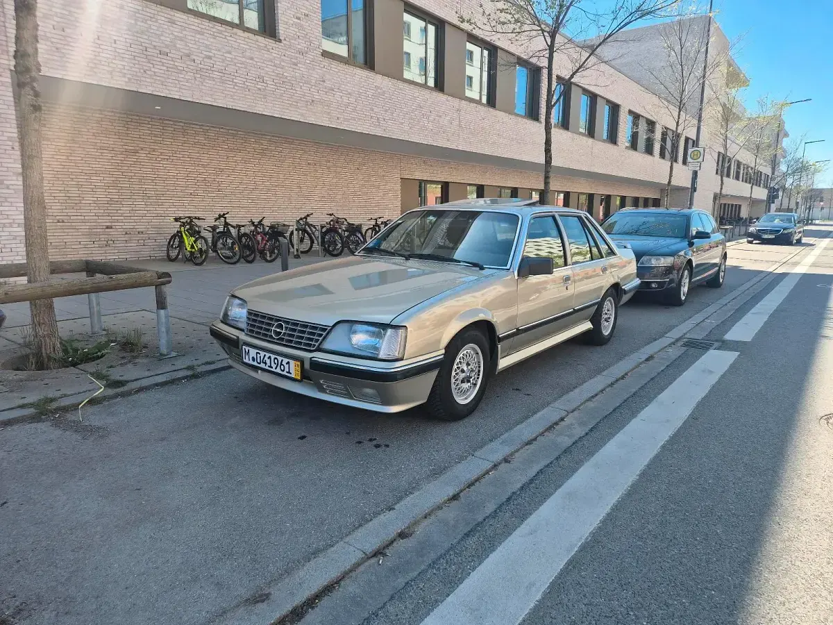 Gebraucht Opel Senator 180 PS (132 kW) 1986 Grün Limousine