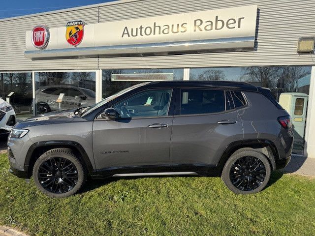 Grau Gebraucht 2023 Jeep Compass SUV | 27.940 € (Guter Preis) - Bild 1/4