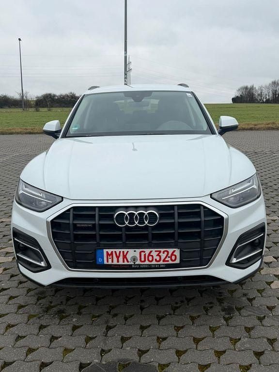 Gebraucht Audi Q5 Basis 204 PS (150 kW) 2022 Weiß SUV