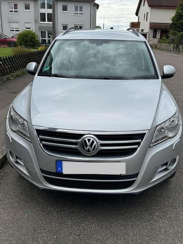 Grau Gebraucht 2011 VW Tiguan Freestyle SUV | 6.500 € (Guter Preis) - Bild 1/4