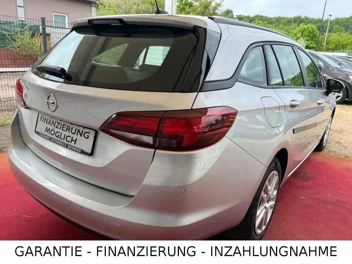 Gebraucht Opel Astra 122 PS (89 kW) 2020 Silber Kombi