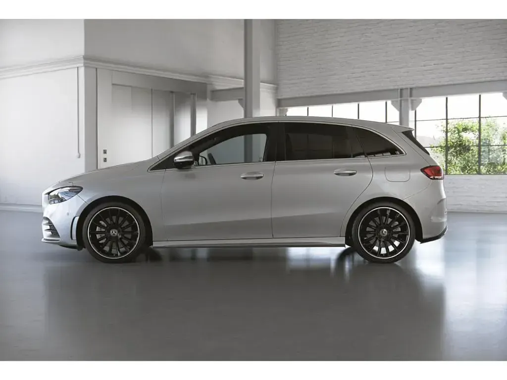 Gebraucht Mercedes B250 AMG 224 PS (164 kW) 2021 Iridiumsilber metallic Kleinwagen